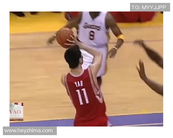 姚明在篮球场上蹦出爆米花的奇妙瞬间与背后的故事 姚明在篮球场上蹦出爆米花的奇妙瞬间与背后的故事