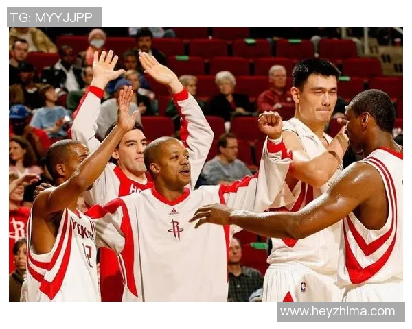 火箭队姚明带领球迷欢呼庆祝胜利的激情时刻 火箭队姚明带领球迷欢呼庆祝胜利的激情时刻